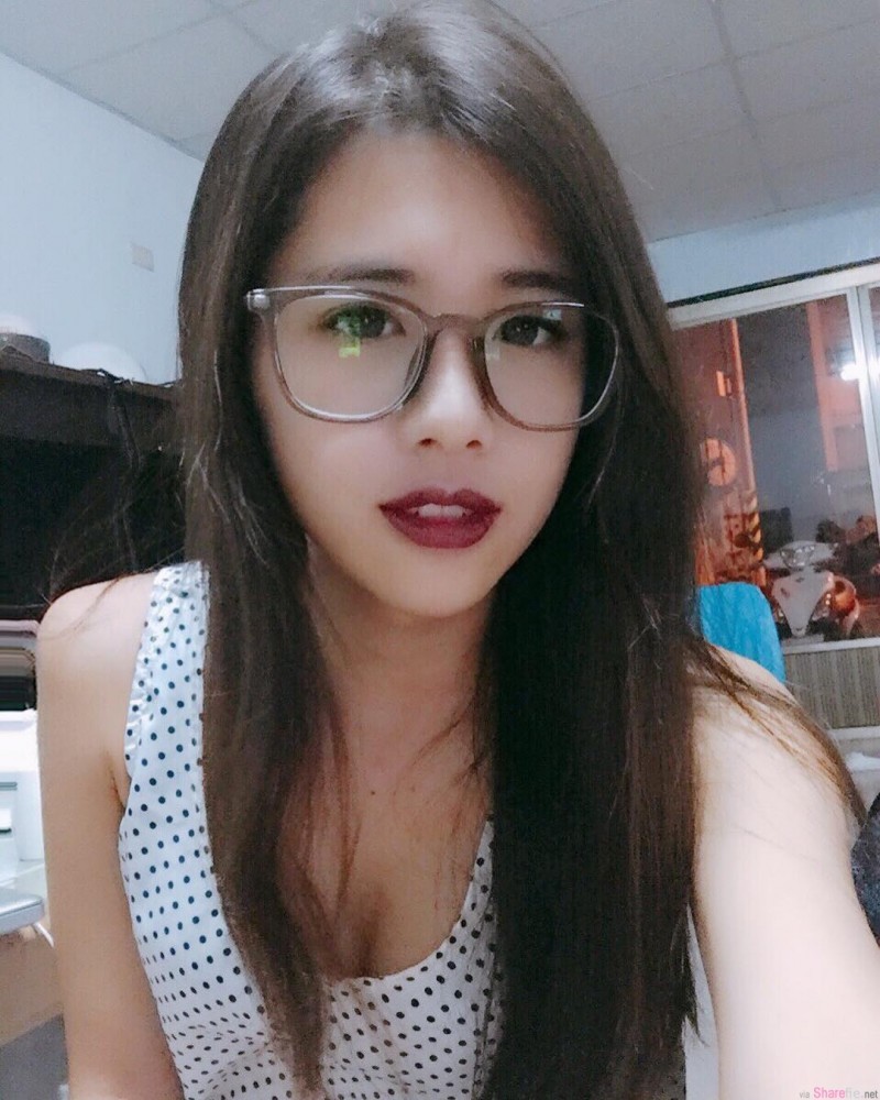 阳光正妹Unaaa 美女冲浪征服大海