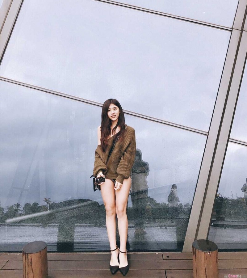 阳光正妹Unaaa 美女冲浪征服大海