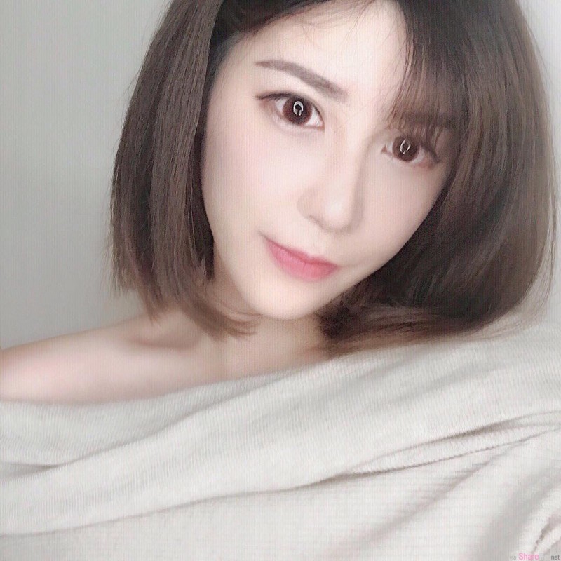 【GG扑克】上海正妹Sharon 白皙大长腿美女性感迷人