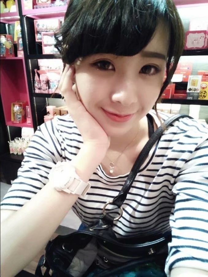 【GG扑克】虎牙妹凯特琳 极品美乳超级诱人