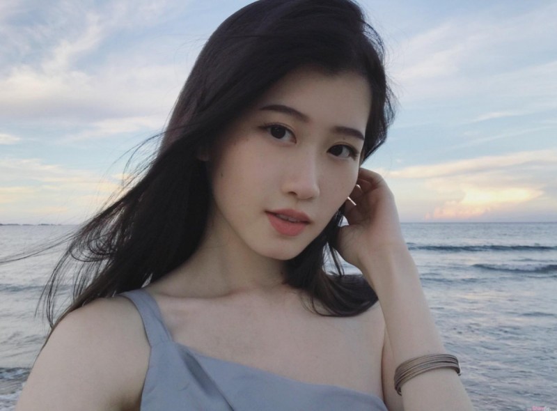 【GG扑克】骨感型正妹郑婕妤 超凡脱俗气质仙气逼人
