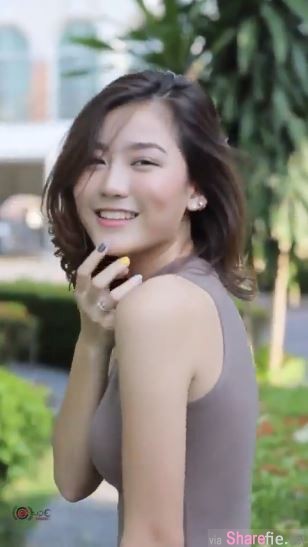 泰国正妹连身超短裙拍MV 前凸后翘令人受不了