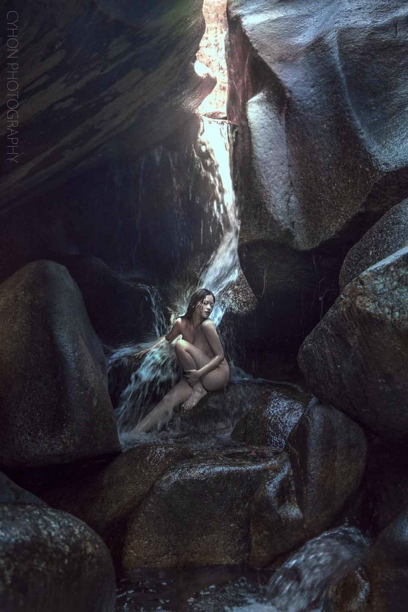混血正妹程美段Kiwi全裸写真外流 性感辣照让人不敢直视