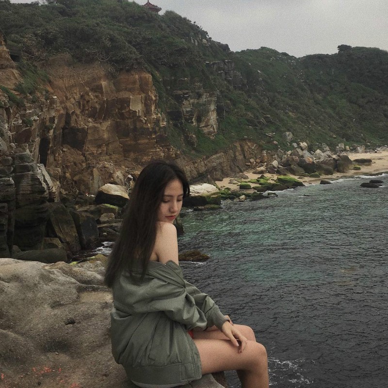 校园正妹tzuting 性感紧身衣美女令人想犯规