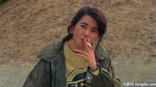 香港女汉子霸气吸烟gif动态图片