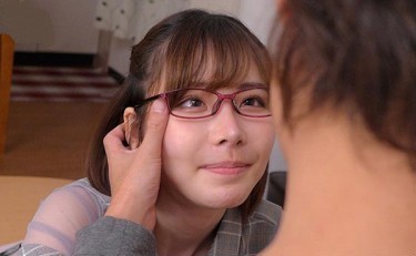 MIAA-100: 清纯美少女深田咏美最新番号,美少女东京读书被学长干坏残硬上,中出! 【GG扑克】MIAA-100: 清纯美少女深田咏美最新番号,美少女东京读书被学长干坏残硬上,中出!