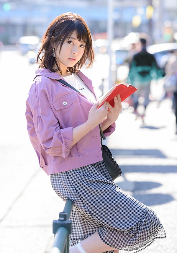 KMHR-066 :最认真的新人!文学美少女古贺まつな(古贺茉奈)看片学爱爱! 【GG扑克】KMHR-066 :最认真的新人!文学美少女古贺まつな(古贺茉奈)看片学爱爱!