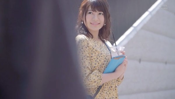 KMHR-066 :最认真的新人!文学美少女古贺まつな(古贺茉奈)看片学爱爱! 【GG扑克】KMHR-066 :最认真的新人!文学美少女古贺まつな(古贺茉奈)看片学爱爱!