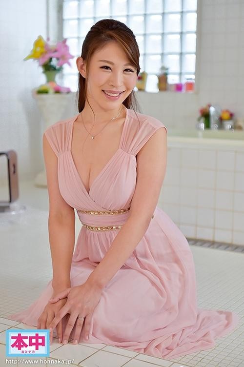JUFE-064 :乳摇知马力!凛音とうか吃下巧克力棒了! 【GG扑克】JUFE-064 :乳摇知马力!凛音とうか吃下巧克力棒了!
