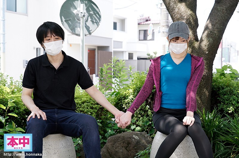 【GG扑克】HND-869:疫情严重、美谷朱里和炮友戴口罩才敢做爱!