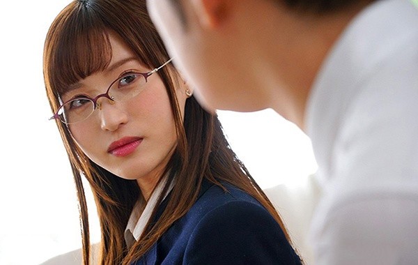 SSNI-463:校园性爱! 淫荡过人的傲娇学生会长天使もえ私下超好色在学校做爱! 【GG扑克】SSNI-463:校园性爱! 淫荡过人的傲娇学生会长天使もえ私下超好色在学校做爱!