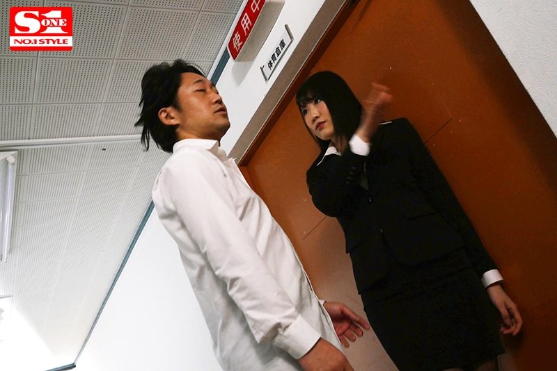 SSNI-800 :用下面的肉棒轰炸这位新任女教师花宫 あむ美丽的脸蛋⋯ 【GG扑克】SSNI-800 :用下面的肉棒轰炸这位新任女教师花宫 あむ美丽的脸蛋⋯