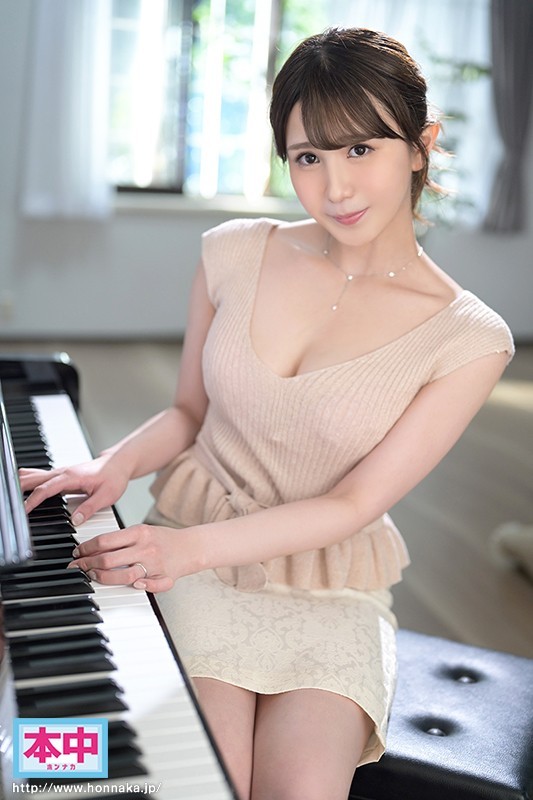 【GG扑克】HND-708 :钢琴老师河西乃爱在昏迷的老公面前偷情做爱~
