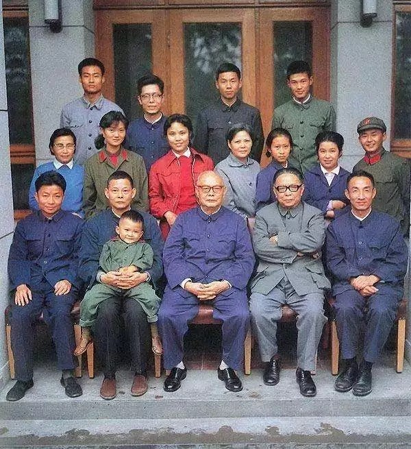 【GG扑克】开国元帅成就最高一家,一个正国级五个副国级