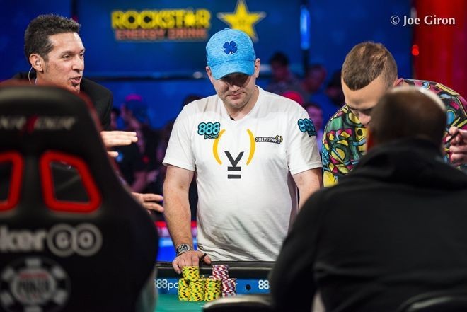 ​WSOP主赛事牌局分析：Labat是否应该放弃他的KK？