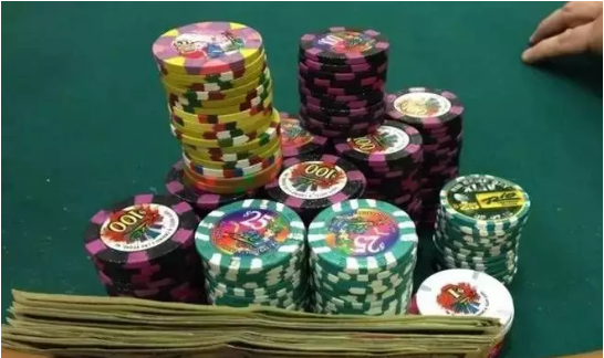 1-2010041UI5416.png 【GG扑克】击中完美牌后,如何保持冷静!