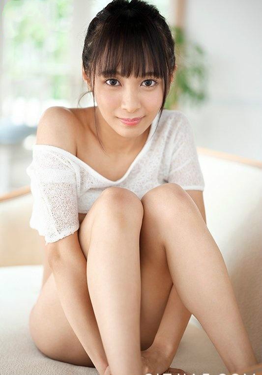 SSNI-462: 幼儿园制服萝莉,天然H罩杯逢见梨花(逢见リカ)出道! 【GG扑克】SSNI-462: 幼儿园制服萝莉,天然H罩杯逢见梨花(逢见リカ)出道!