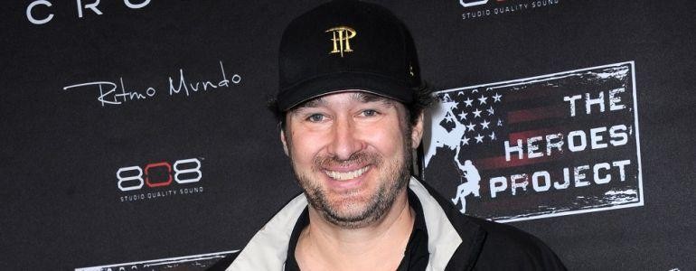 Phil Hellmuth $300k SHRB：来的最晚，走的最早！