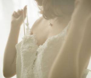 【GG扑克】掏出来就尿 章节 恶魔吻上瘾甜心抱一抱