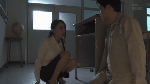 【GG扑克】SHKD-583:趁着美女老师立花美留校加班,在教室里强啪了她!