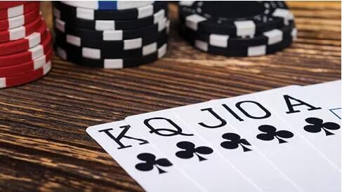 鸭哥专栏：《ELITE CASH GAME MASTERY》课程解读--处于盲注位置需要考虑的几个因素