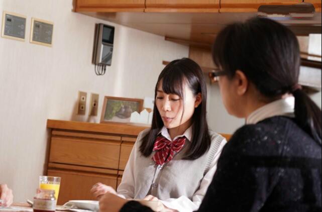 SDMU-933: 姐弟乱伦!失去第一次的富田优衣对弟弟产生强烈依赖! 【GG扑克】SDMU-933: 姐弟乱伦!失去第一次的富田优衣对弟弟产生强烈依赖!