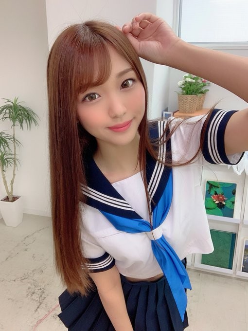 长腿美少女「木下日葵」性感薄纱展现小女人火辣性感！