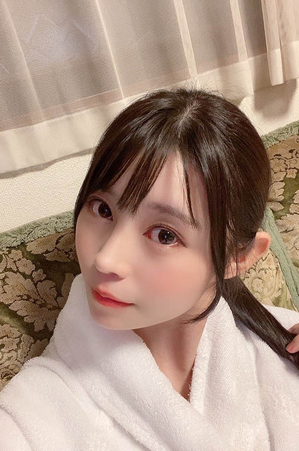 【GG扑克】怪优・吉村卓也喜欢!次世代最强姊系高手、二见れい把男人打到潮吹了! …