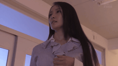 【GG扑克】SHKD-583:趁着美女老师立花美留校加班,在教室里强啪了她!