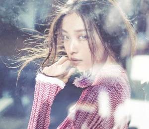 【GG扑克】美艳人妻沦为他人胯下奴 变身嫁人小说完结