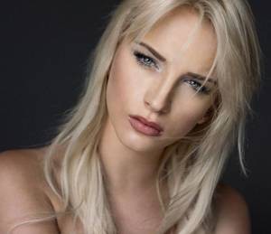 【GG扑克】H教室师生辣文 在女权世界从军总被逆推的我