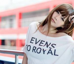 【GG扑克】奶大揉摸h 做暖xo视频免费