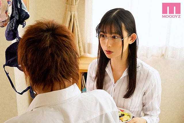 【GG扑克】MIAA-083 :单身少妇黑川堇被儿子的朋友凌辱强啪!
