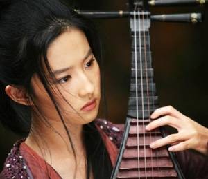 【GG扑克】乖把樱桃一颗颗夹碎 林知柔米诺