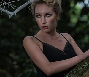 【GG扑克】上班时间突然很想要流出水 灌满了不许取出来玉势