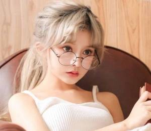 【GG扑克】女人的嘴到喉咙距离 腿都张这么开了还不上我