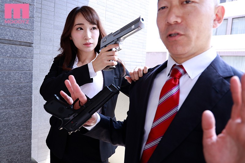 【GG扑克】MIAA-157:风骚人妻莲实克蕾儿被丈夫主管无情的侵犯,不断高潮!