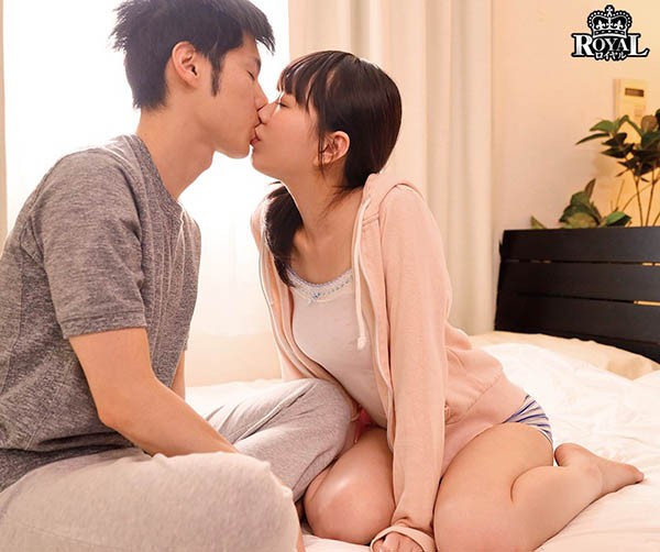 【GG扑克】ROYD-012:清纯表妹桜井千春半夜潜进表哥房间求爱中出。