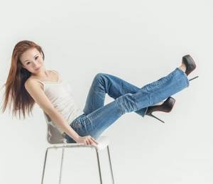 女友 美腿 湿润 老公说想睡闺蜜