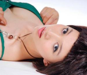 隔着内裤不停的摩擦h 重生军婚肉多