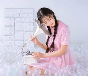 混在美女如云的都市 塞东西play食物 圣女果