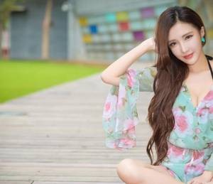 【GG扑克】蜜豆桑的作品 乳房堵奶大硬块特别疼