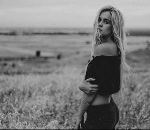 【GG扑克】离婚后前妻还让我睡她 abo射满尿肚子鼓胀撑起