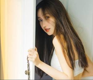 【GG扑克】男朋友让我穿镂空睡衣 许继周小晴免费阅读