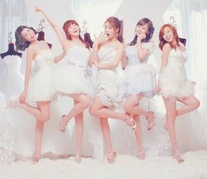 【GG扑克】男朋友让我穿镂空睡衣 许继周小晴免费阅读