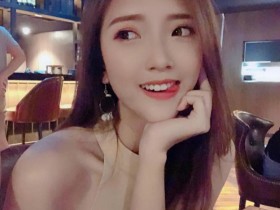 【GG扑克】小清新美女Jessica Heng 正妹性感美腿撩人