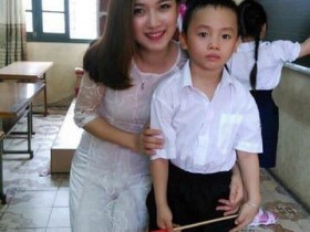 【GG扑克】越南正妹老师甜美可爱 性感泳装迷倒学生爸爸