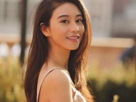 【GG扑克】留学生正妹Maple Liu 女神穿毕业袍美到炸裂