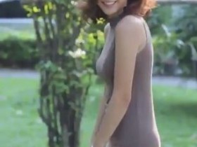 【GG扑克】泰国正妹连身超短裙拍MV 前凸后翘令人受不了