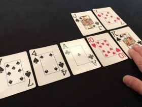 【GG扑克】​为何“发牌两次”并未影响你的EV？